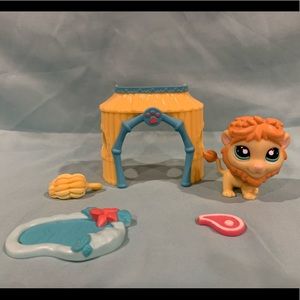 Littlest Pet Shop RARE Lion #1004 Jungle Set LPS